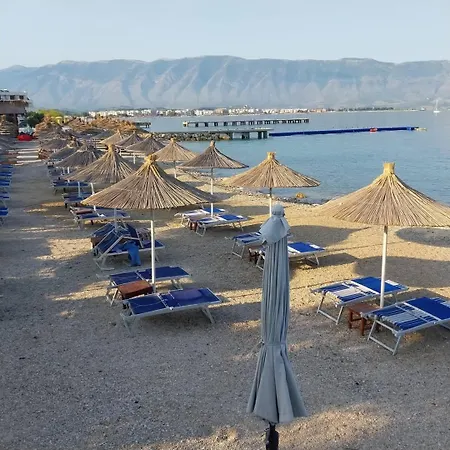 Rezidenca Radhima Apartman *