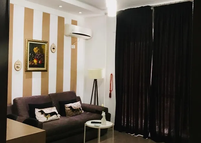 Rezidenca Radhima Apartman *